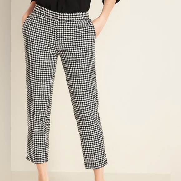 Forever 21, size 1X , black and white checkered houndstooth slim fit pants - Picture 1 of 6